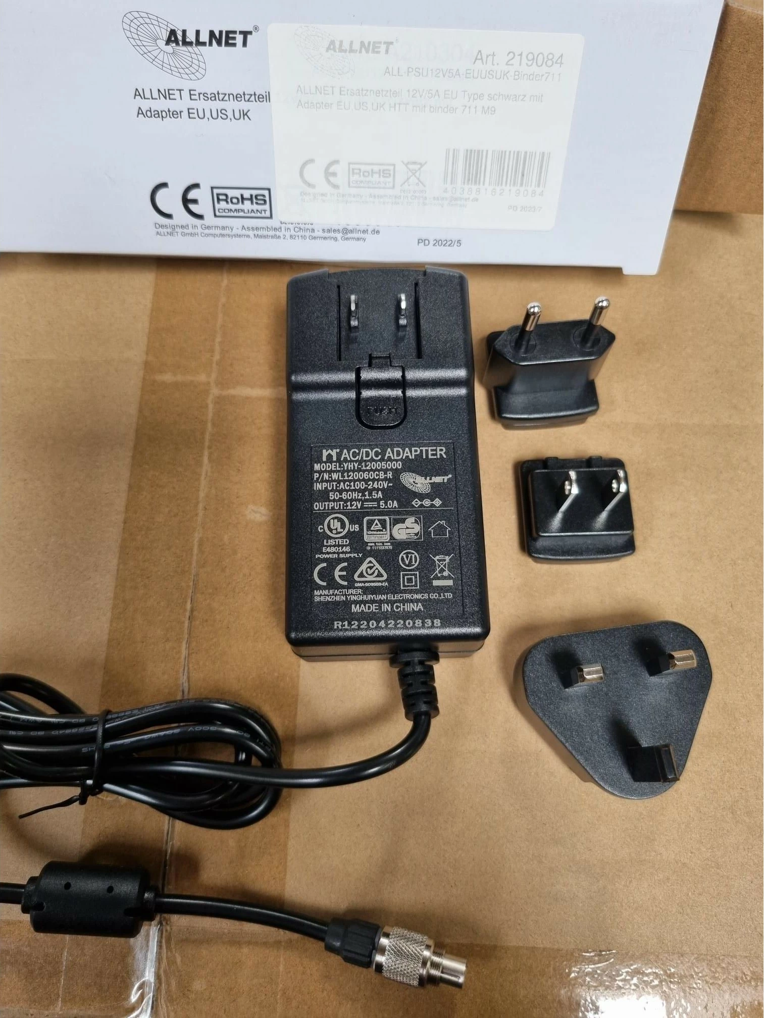 Adapter napajanja 12V/5A, EU/US/UK, črn ALLNET