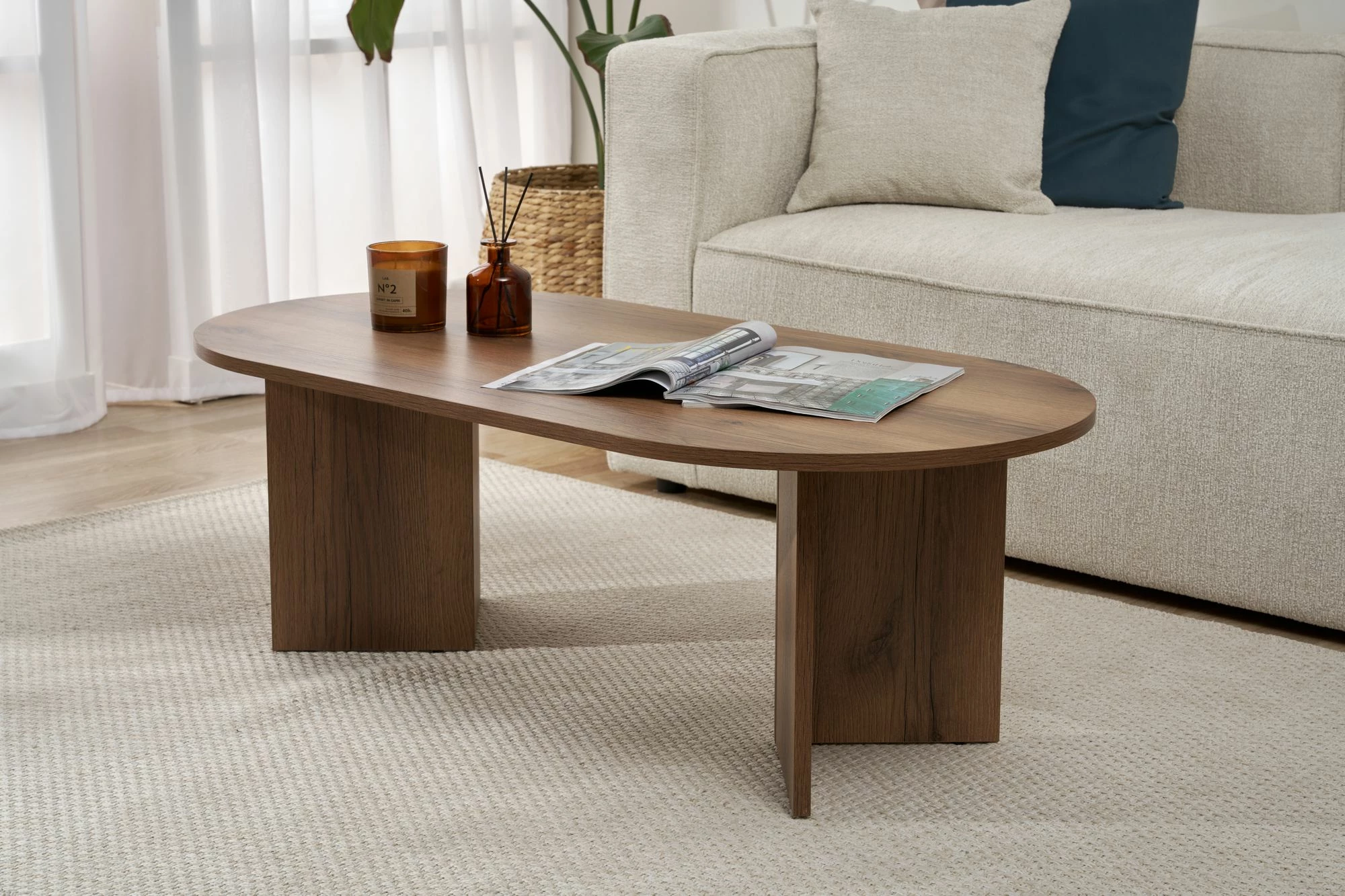 Kavna mizica Nordure, oreh, Sable - VNT Walnut