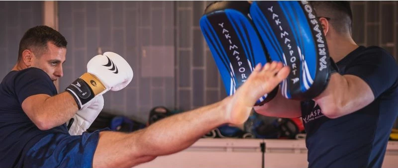 Boksarske rokavice LION Yakimasport, bele, unisex