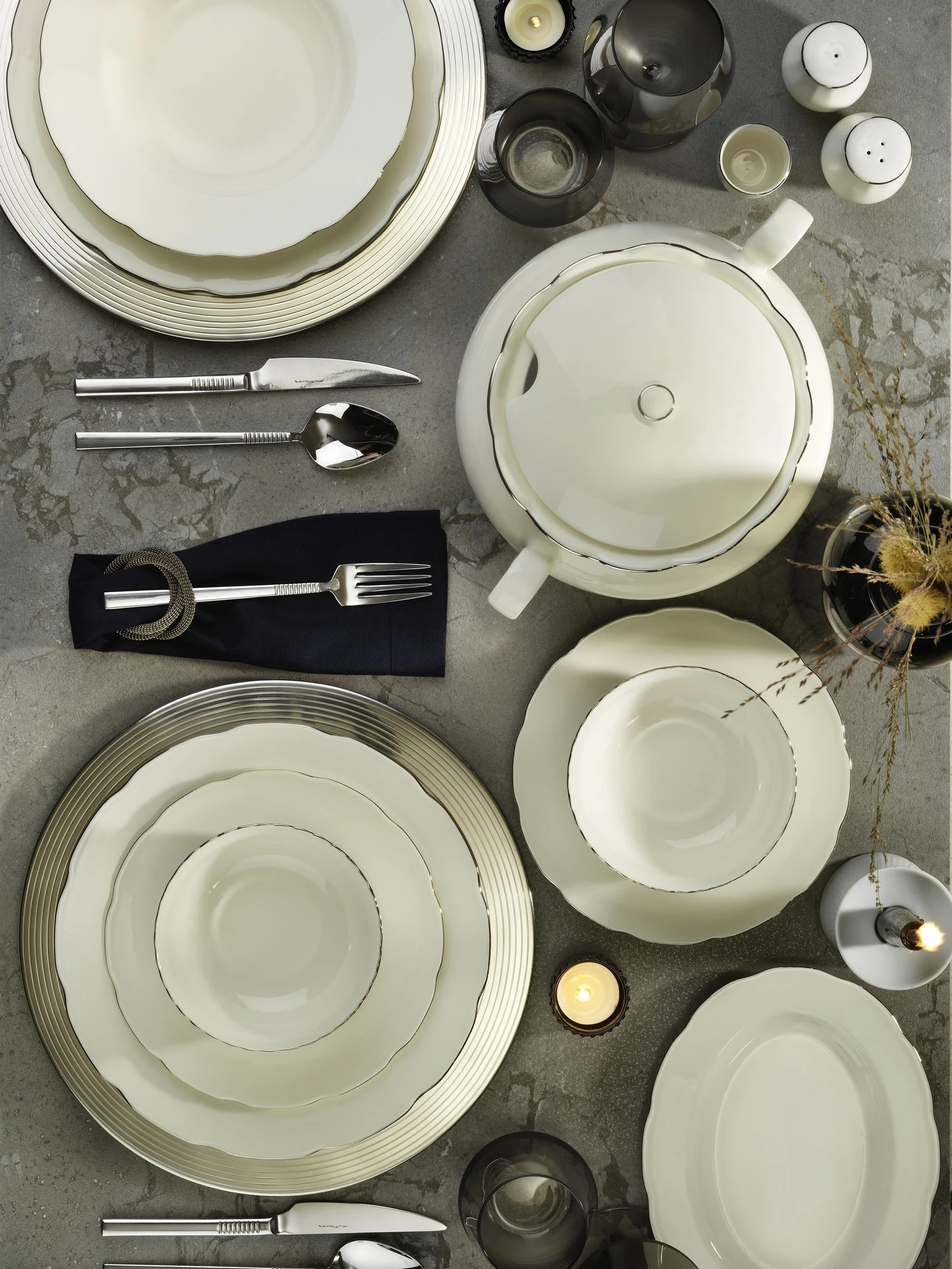 Set jedilnega porcelana, 71 kosov, Hermia Concept BNOLY71YT220