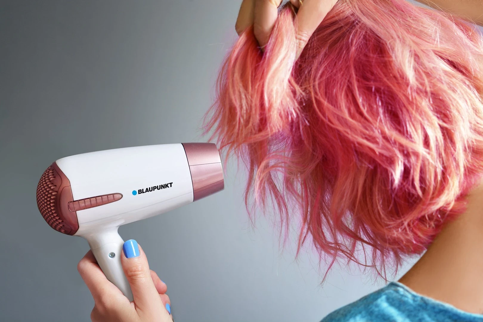 Fen za lase 1200 W, bele barve Blaupunkt HDD301RO