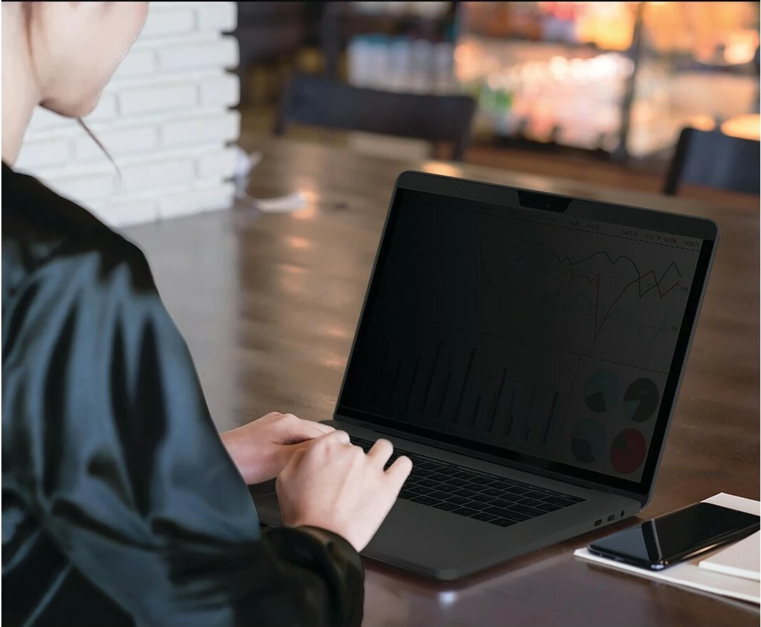 Privatnostni filter za prenosnik 15,6", 16:9, snemljiv, protiodsevni, črn – Kensington