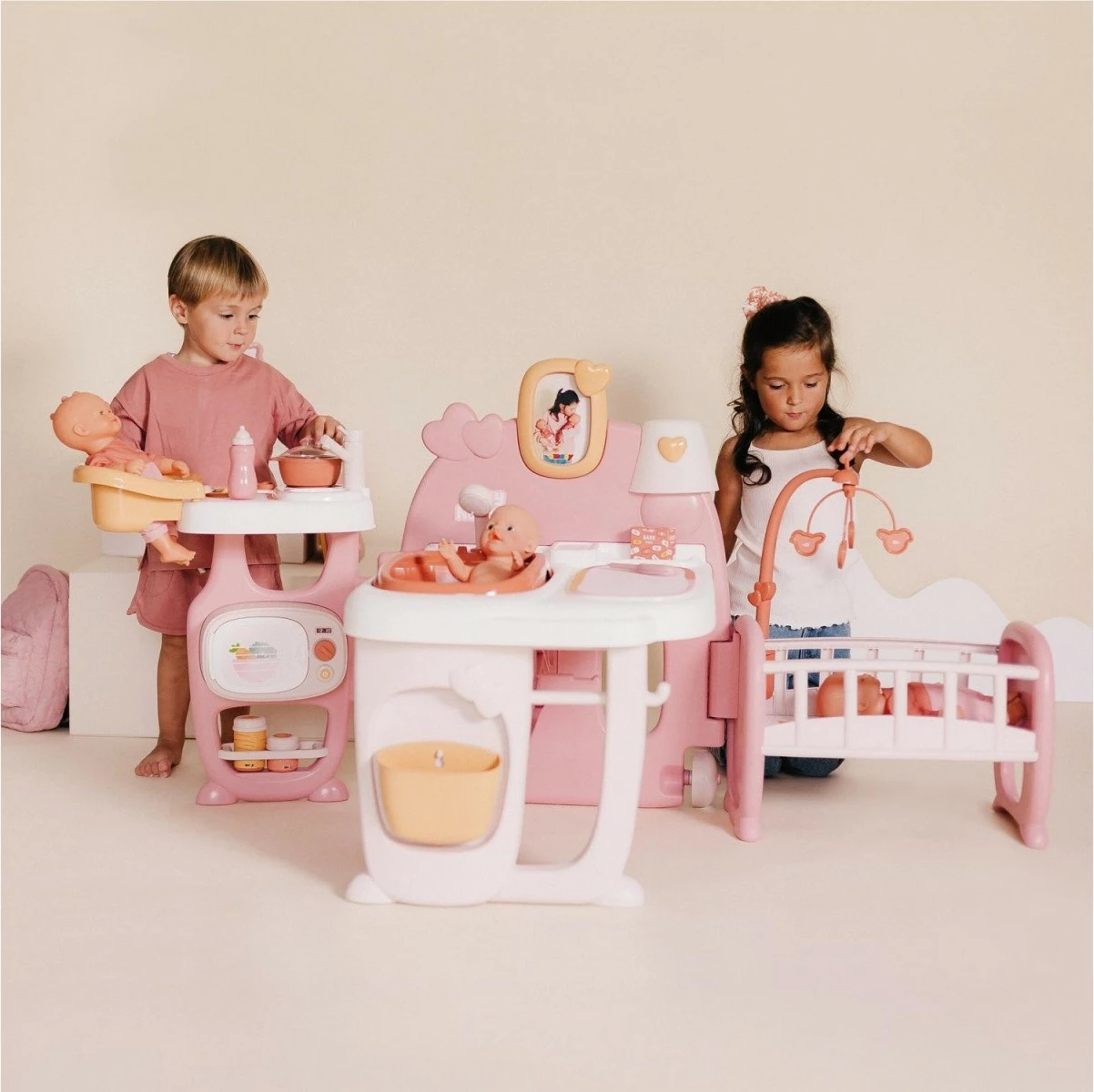 Igralni kotiček Baby Nurse Smoby 7600220394, z 19 dodatki, večbarven