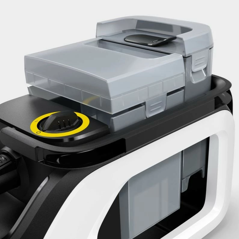 Pometno-sušilni čistilec Karcher SE 3 Compact, 1,7 L, 500 W, črno/bel