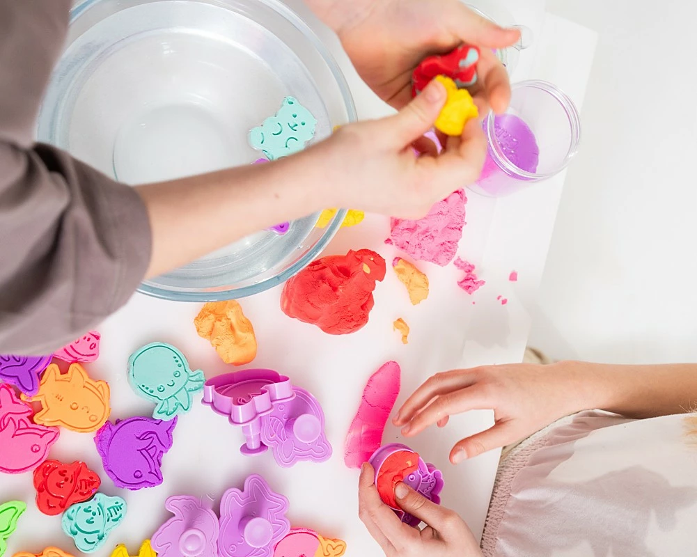 Masa za oblikovanje Misiolina, 60 g, rožnata, Epee (v obliki medveda)