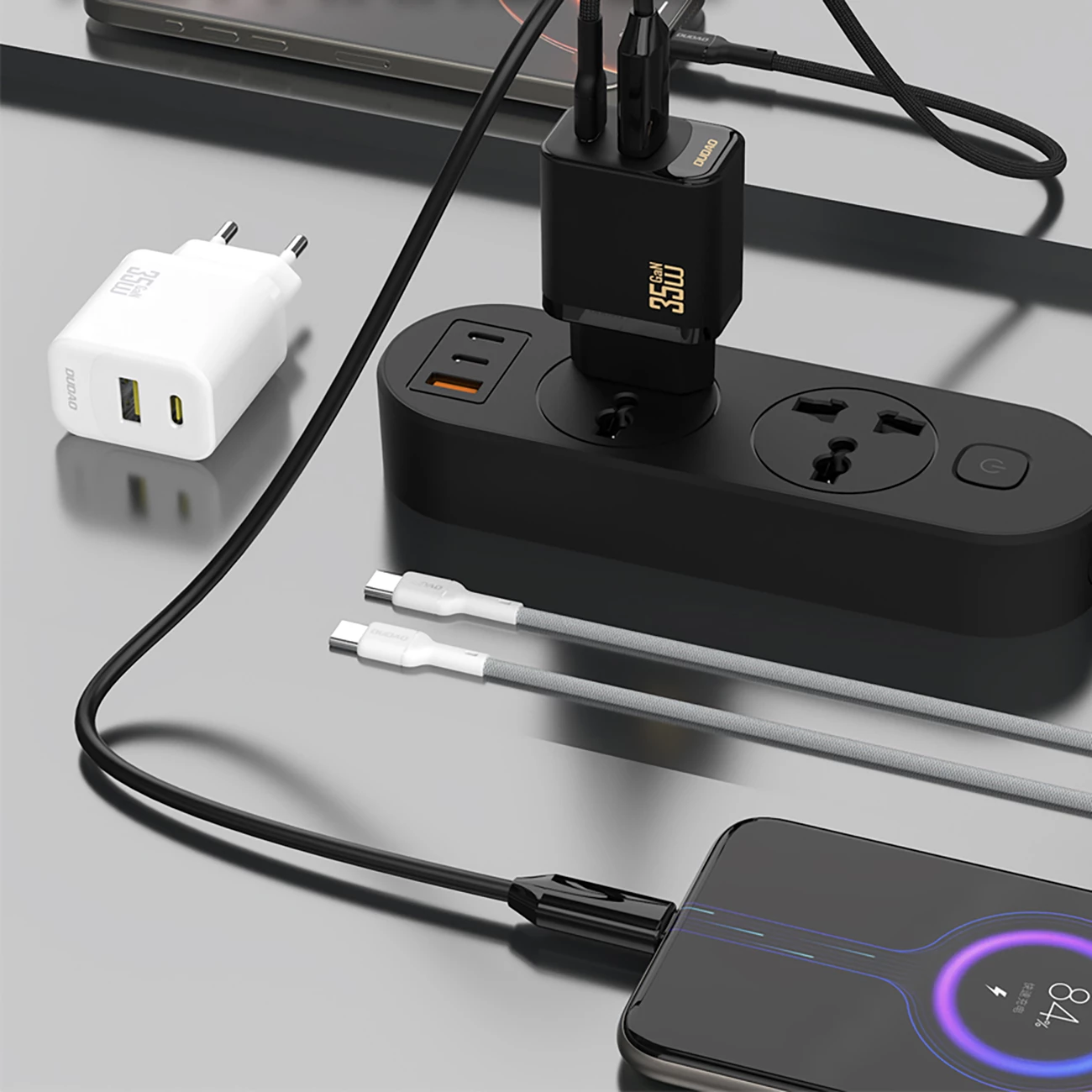 Stenski polnilec 35 W GaN, 2 vrata USB-C + USB-A, PD, EU vtič, brez kabla, bel — Dudao A27 Max