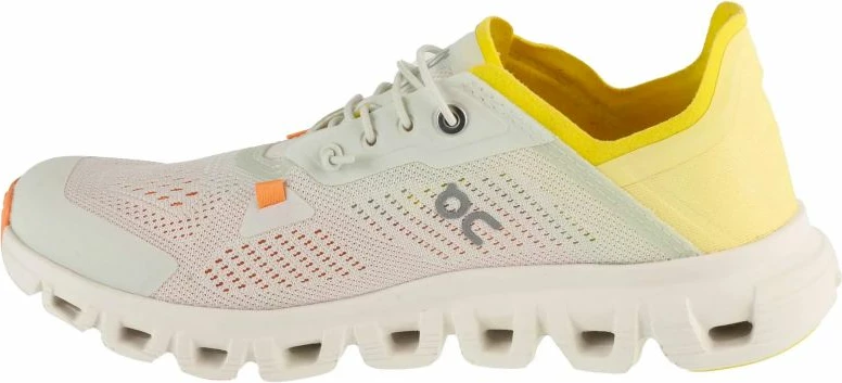 Superge, On Running, bele