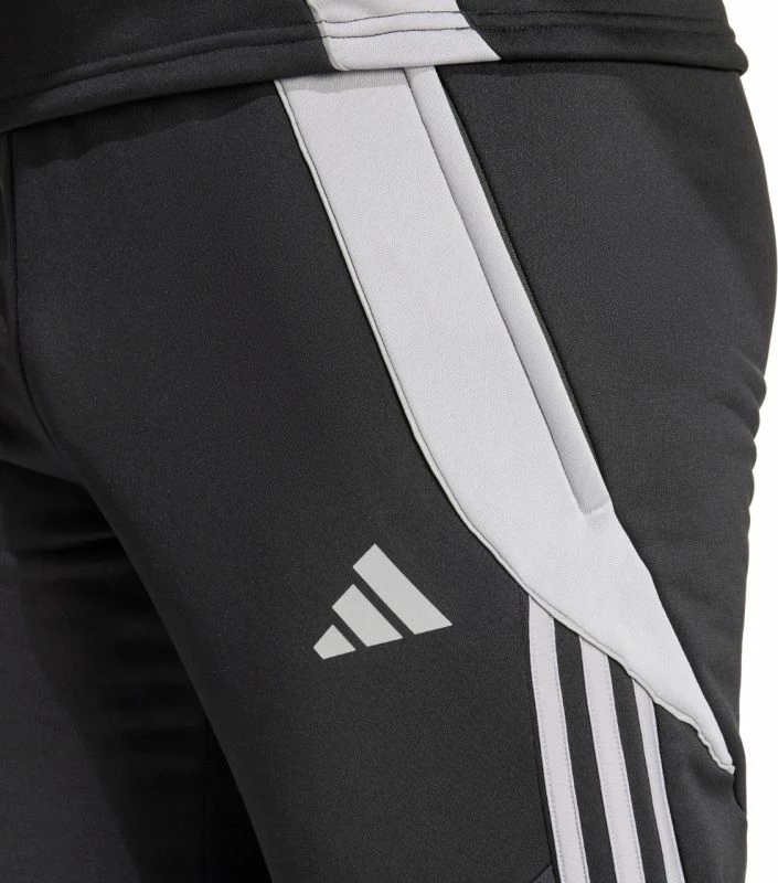 Topli moški športni hlače Tiro 24 Winterized, adidas, črne