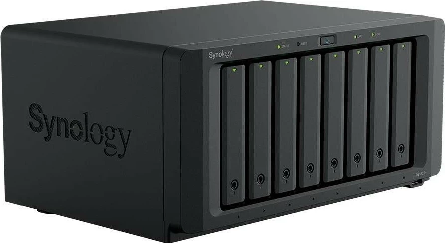 Napredno NAS Synology DS1825+, 8 GB RAM, 10 ležišč za trde diske, M.2 NVMe, črn