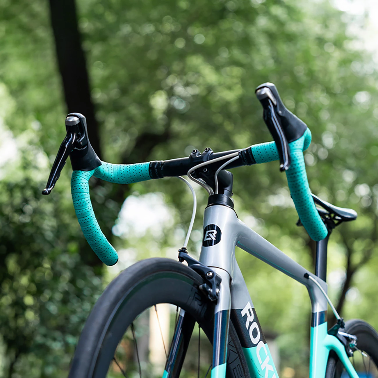 Trak za krmilo za kolo, Rockbros 71240004011, silikonski, črn, komplet 2 kosa