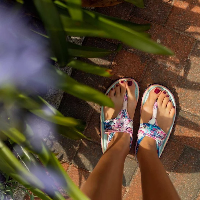 Superge za ženske Gumbies, večbarvne