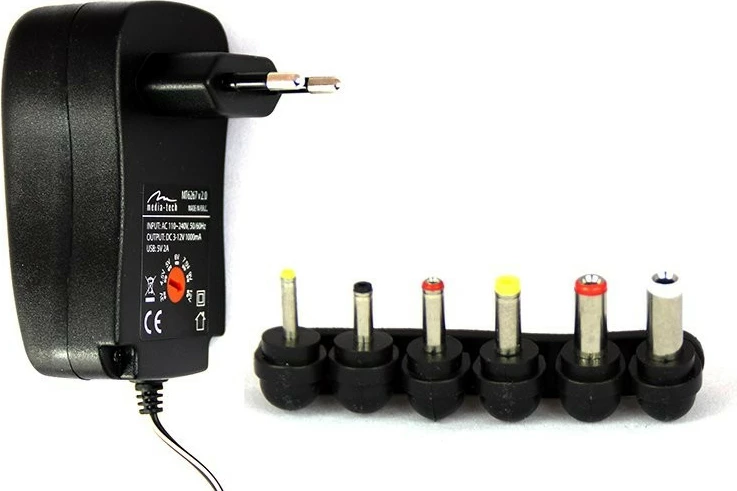 Universalni polnilec za tablice, Media‑Tech MT6267 V2, 12V, 1A, črn s 6 konektorji