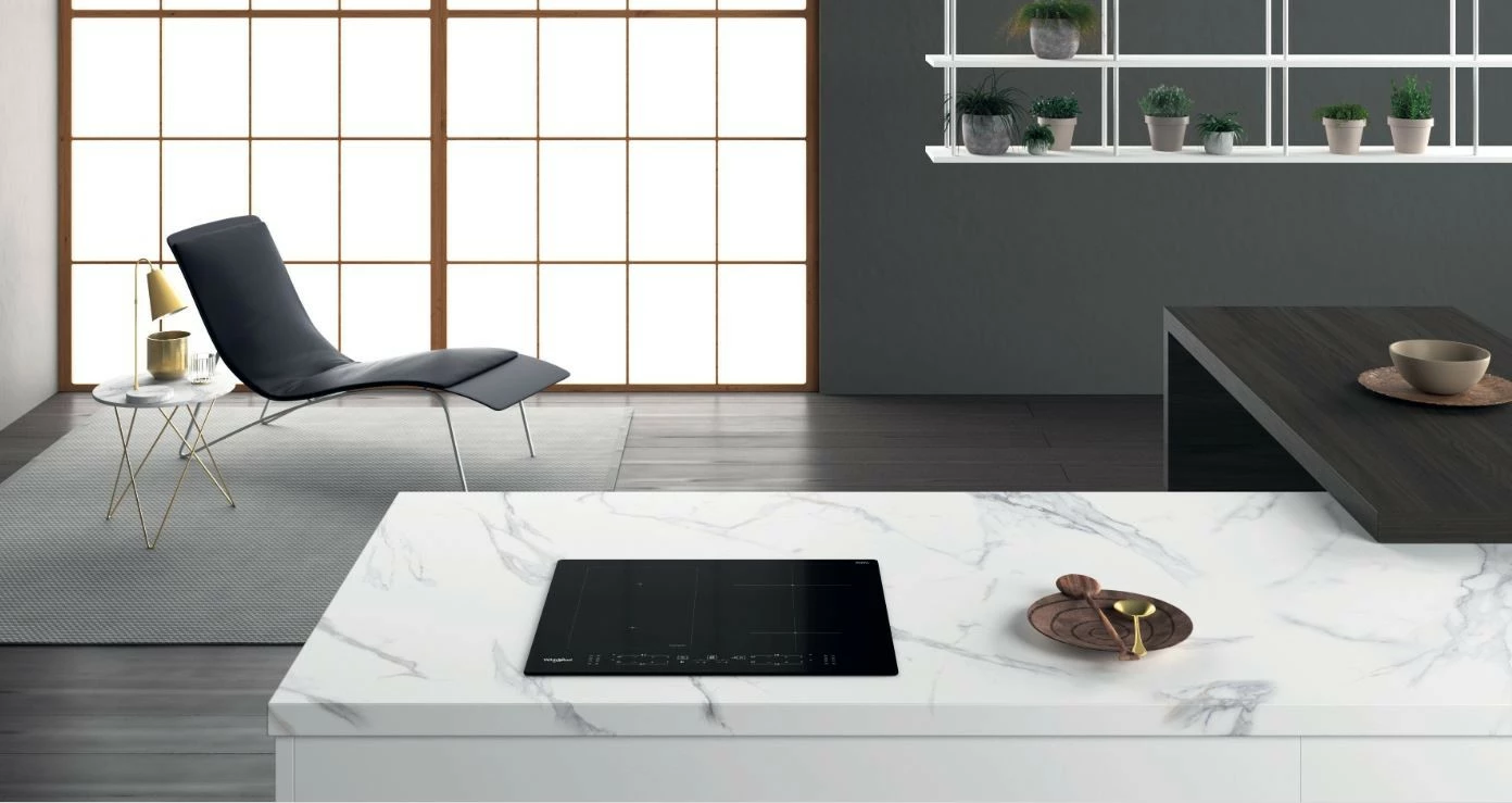 Indukcijska kuhalna plošča Whirlpool WLB3360NE, 4 zone, črna