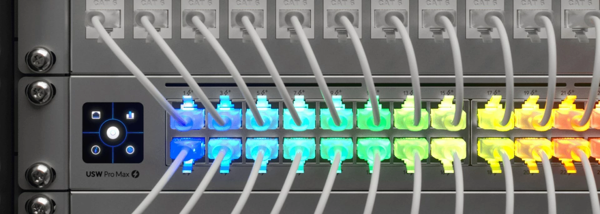 Omrežni kabel Cat6, Ubiquiti UACC-Cable-Patch-EL-0.3M-W, prosojen/bel