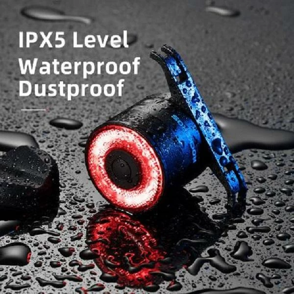 Zadnja luč za kolo z inteligentnim zavornih sistemom Rockbros Q3, črna