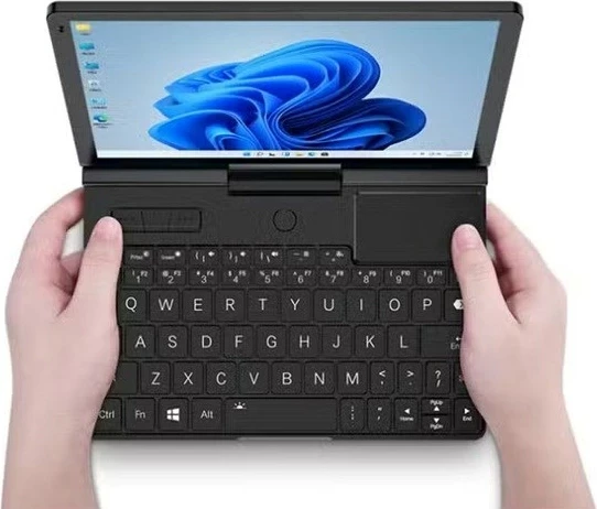 Mini prenosnik GPD Pocket 3, 16GB RAM, 512GB SSD, Windows 11, črn
