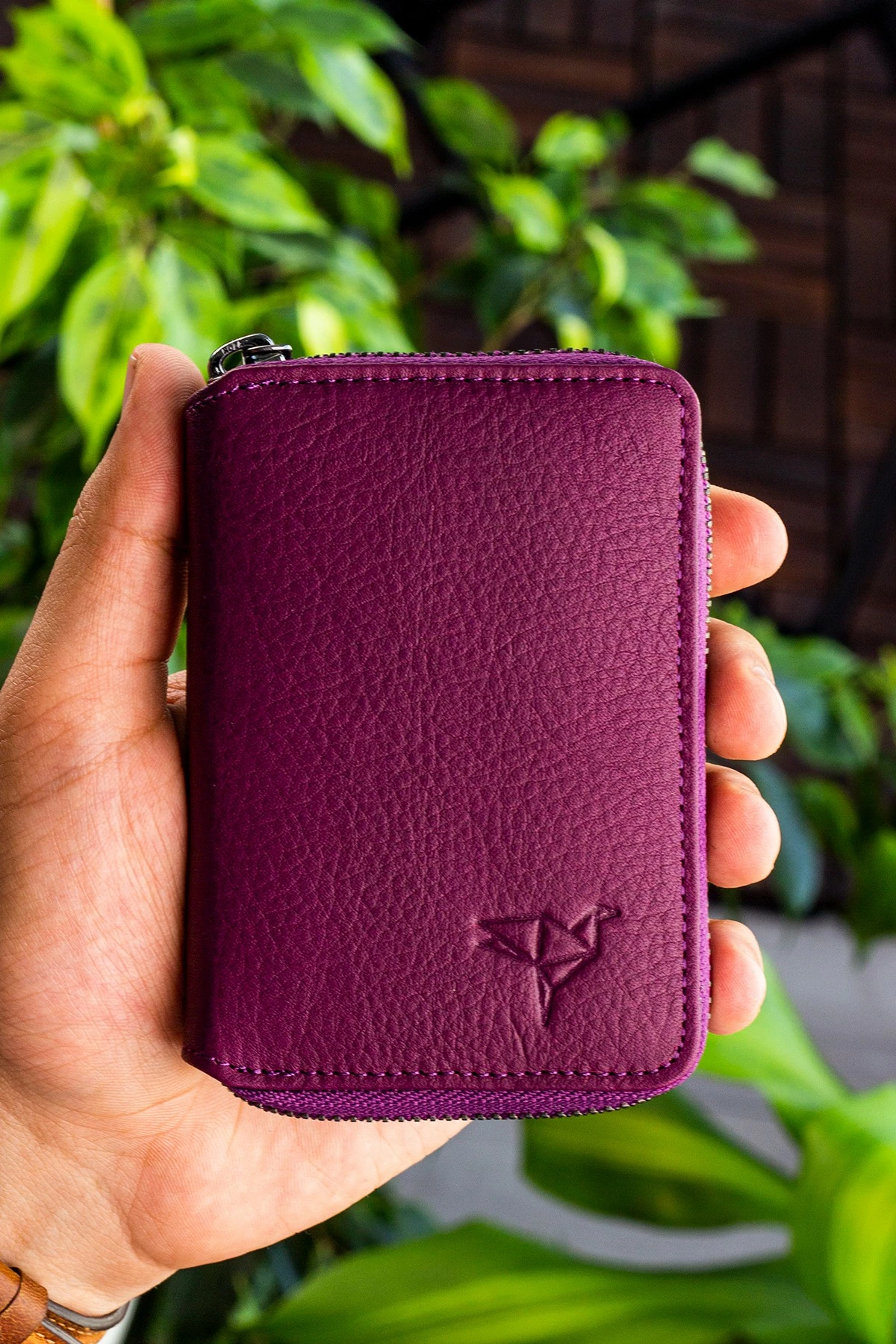 Držalo za kartice z verižico, damson, Zoozie Bags