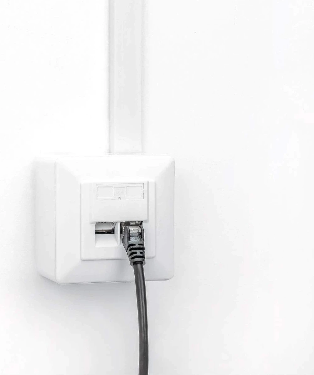 Vtičnica za omrežje Cat6 Intellinet 771900, 2x RJ45 10G, STP, 80x80 mm, bela