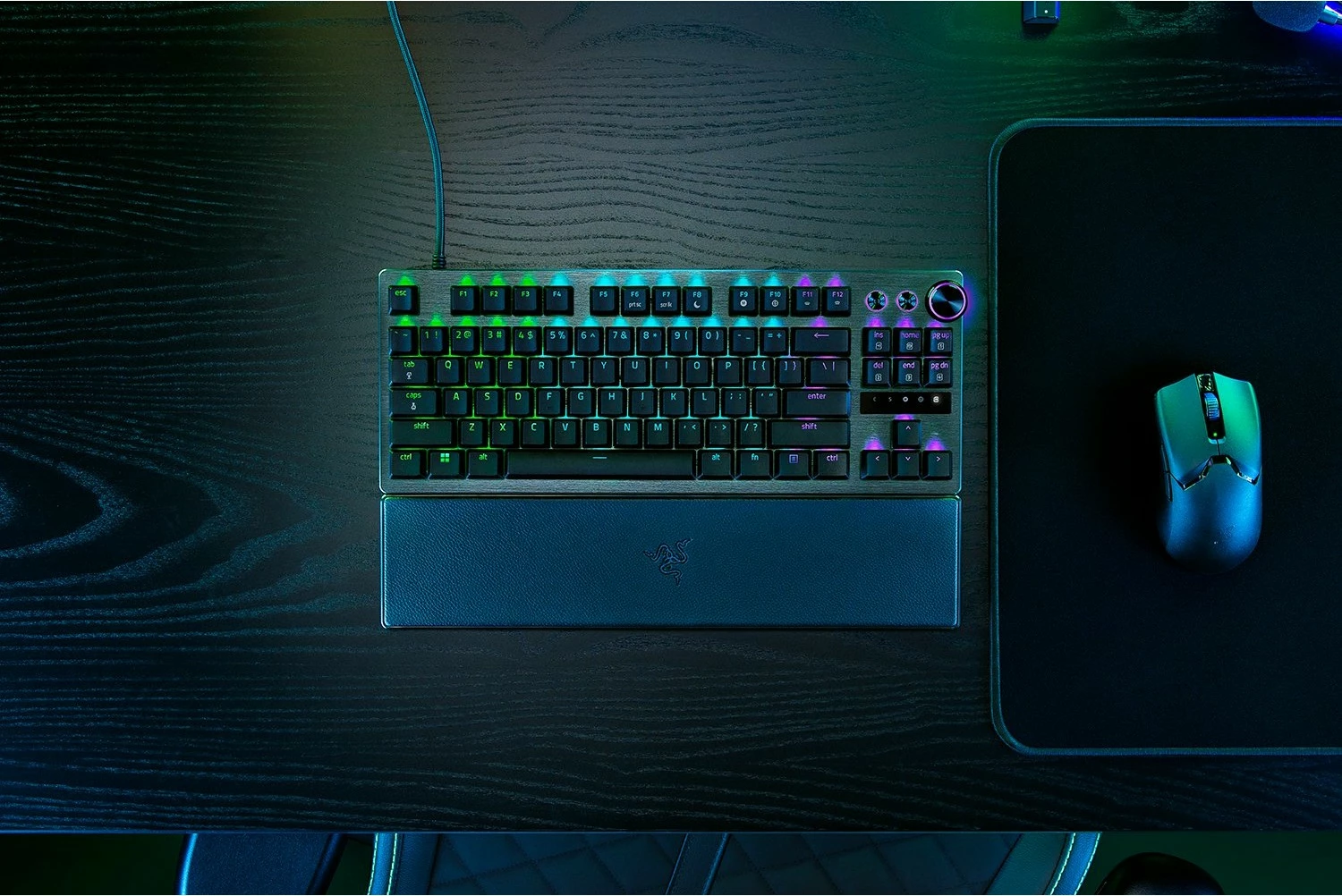 Mehanska tipkovnica Tenkeyless, 8KHz, nemška postavitev, RGB — Razer Huntsman V3 Pro