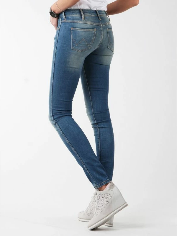 Ozke hlače Sandy Blues, Wrangler ženske