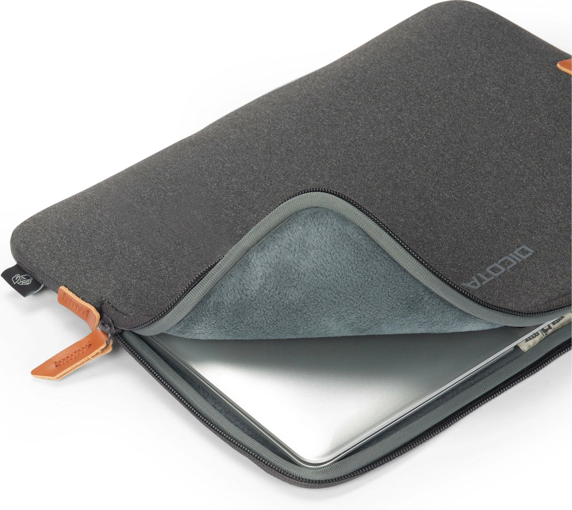 Ovitek DICOTA D31771-RPET, 16", antracit