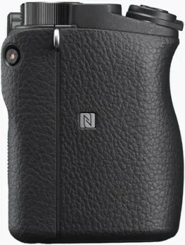 Brez ogledala Sony Alpha ILCE-6400, SELP 16-50mm, črn