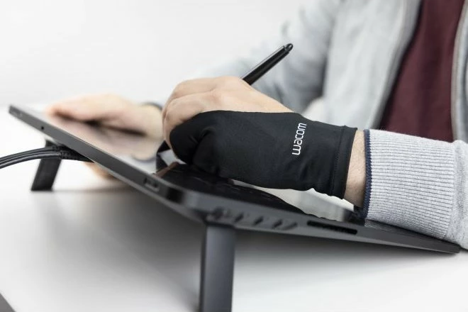 Rokavica za risanje Wacom, Cintiq 13/22/27, črna