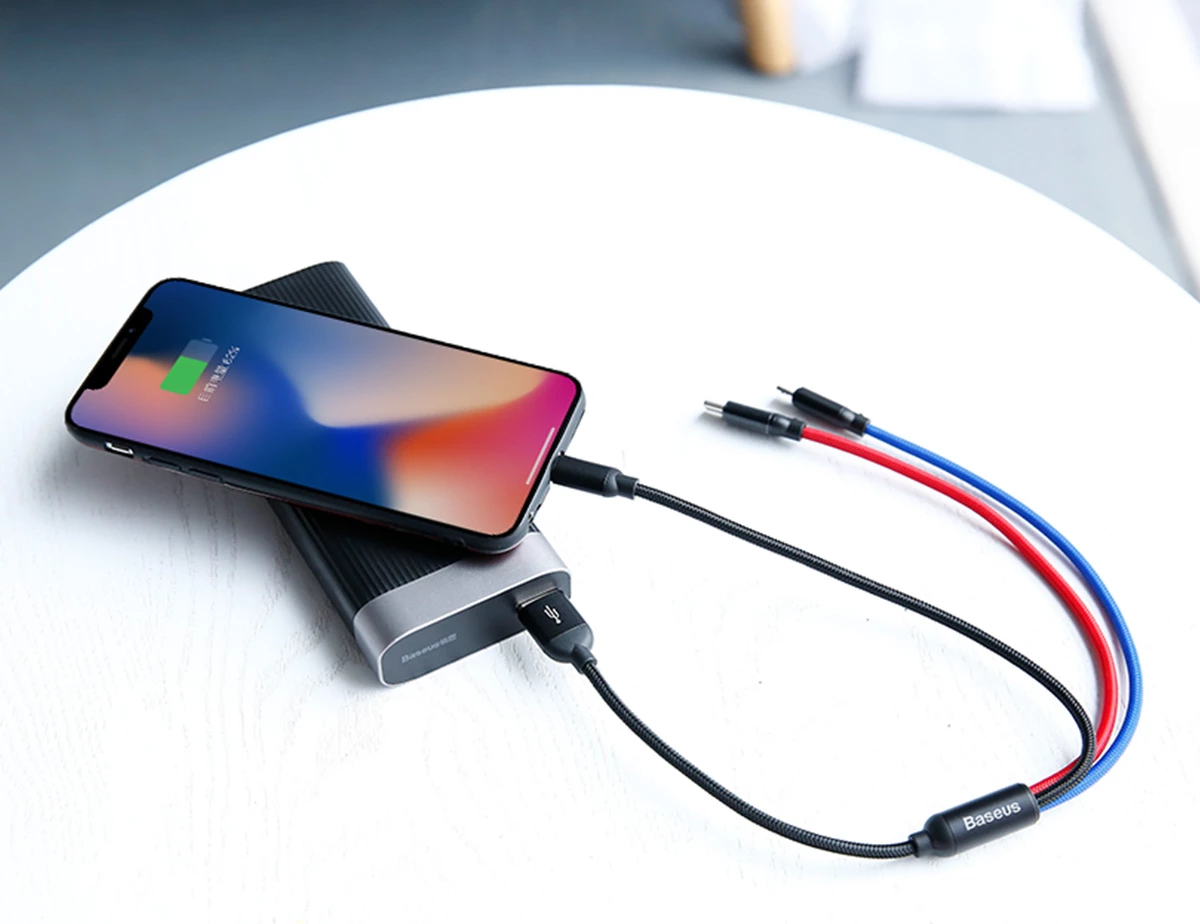 3-v-1 kabel Baseus Three Primary Colors CAMLT-BSY01, 0,3 m, USB-A v micro USB/Lightning/USB-C, črn/rdeč/moder