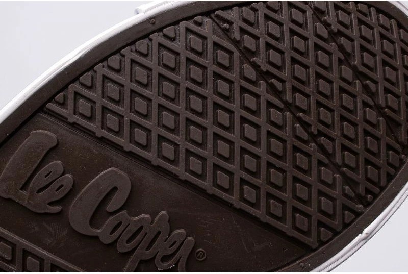 Superge, Lee Cooper, bele