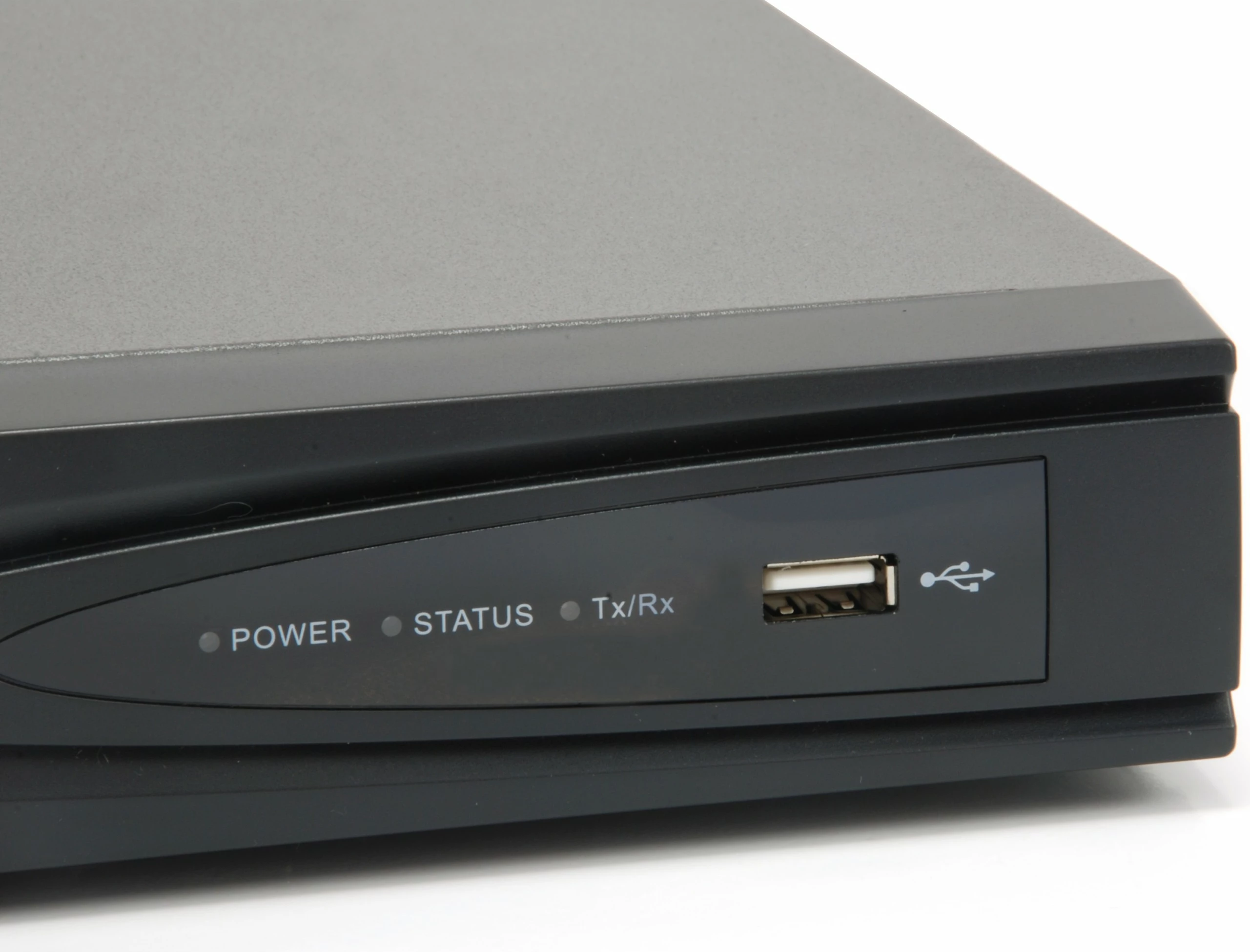 Omrežni NVR z 4 kanali LevelOne GEMINI, 4 PoE izhodi, H.265, 3840 x 2160 slikovnih pik