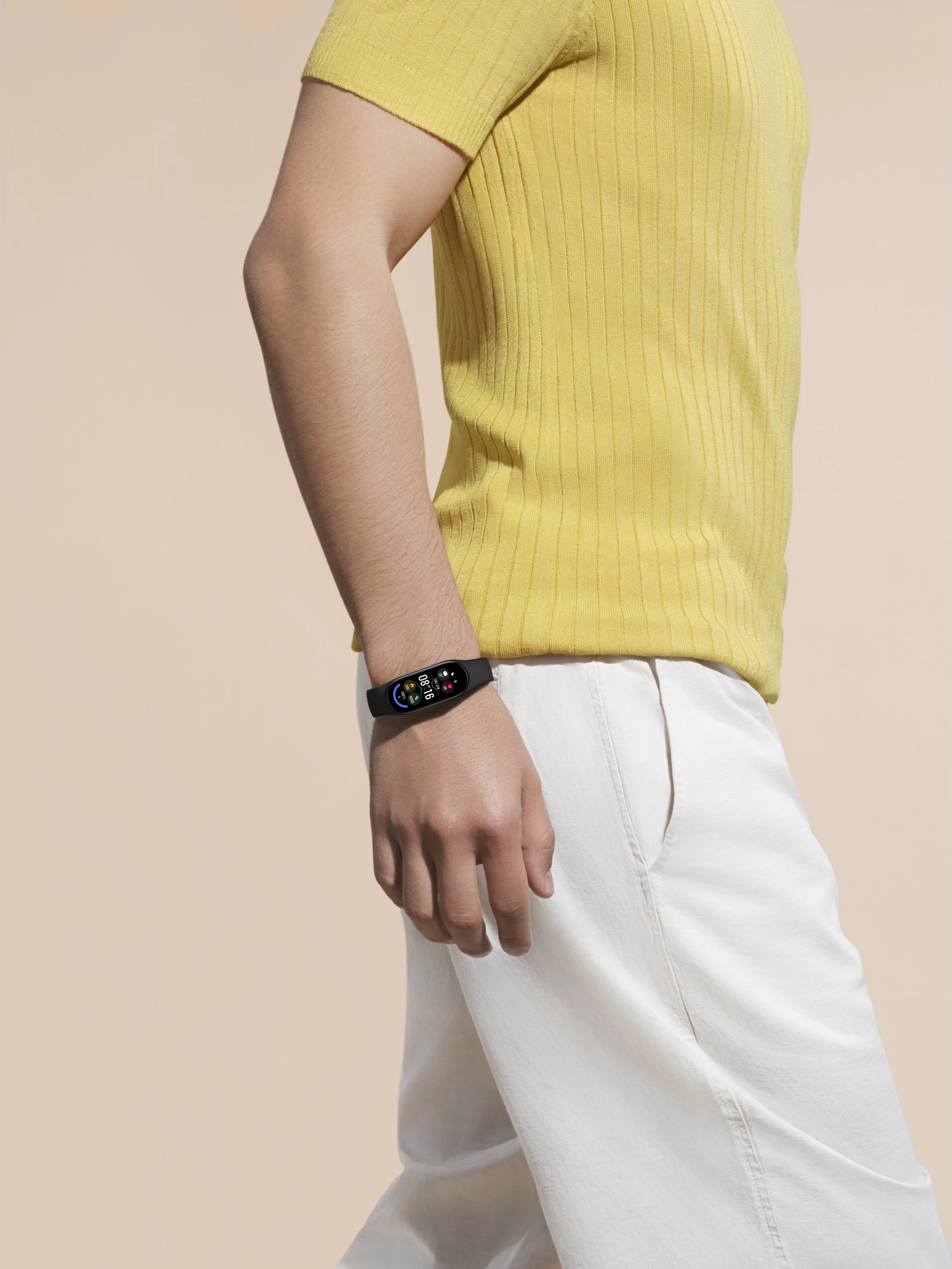 Pametna zapestnica 1,62" AMOLED, 180 mAh, črna — Xiaomi Smart Band 7