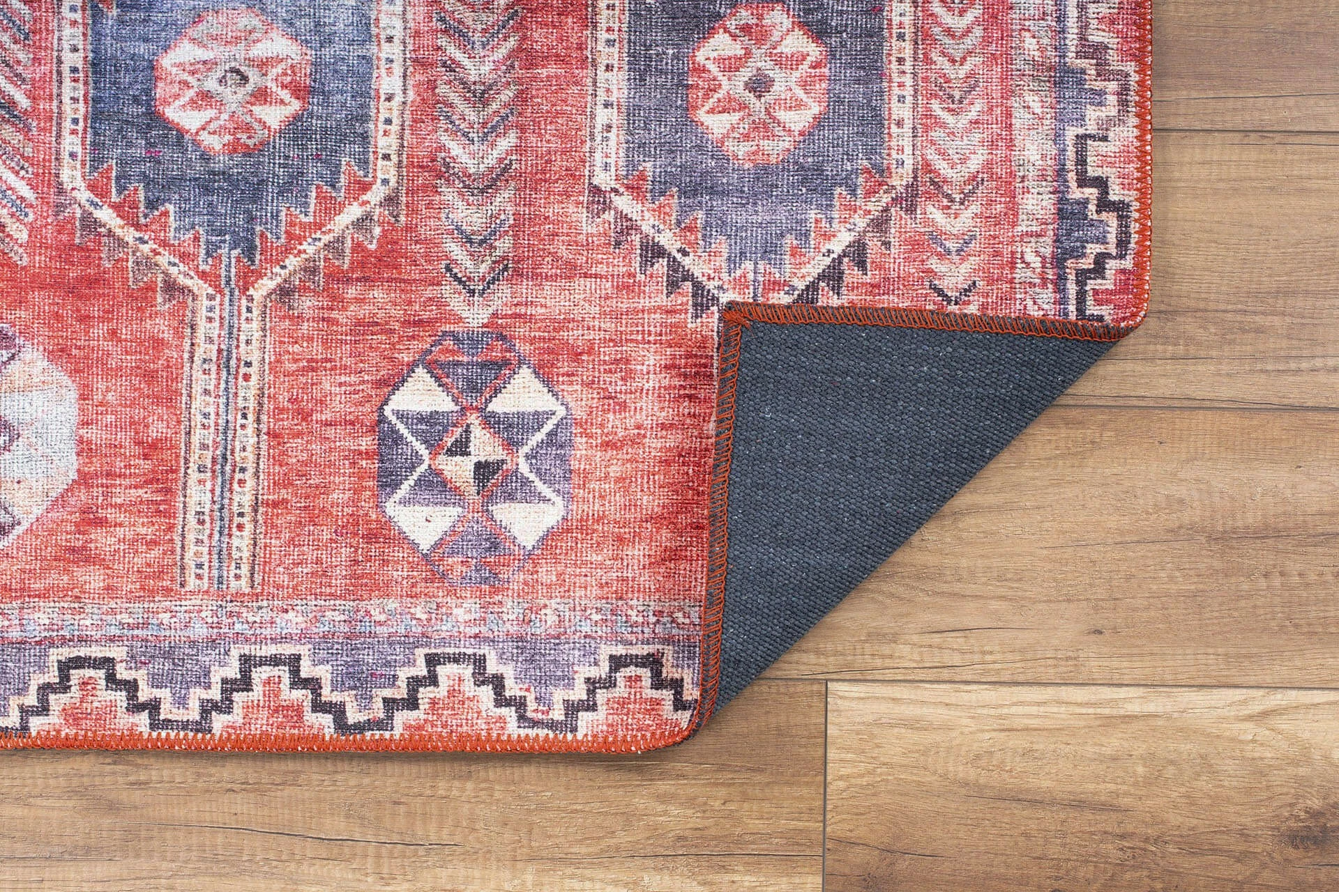 Preproga (210 x 310) Conceptum Hypnose, Soul Chenille, rdeča AL 355