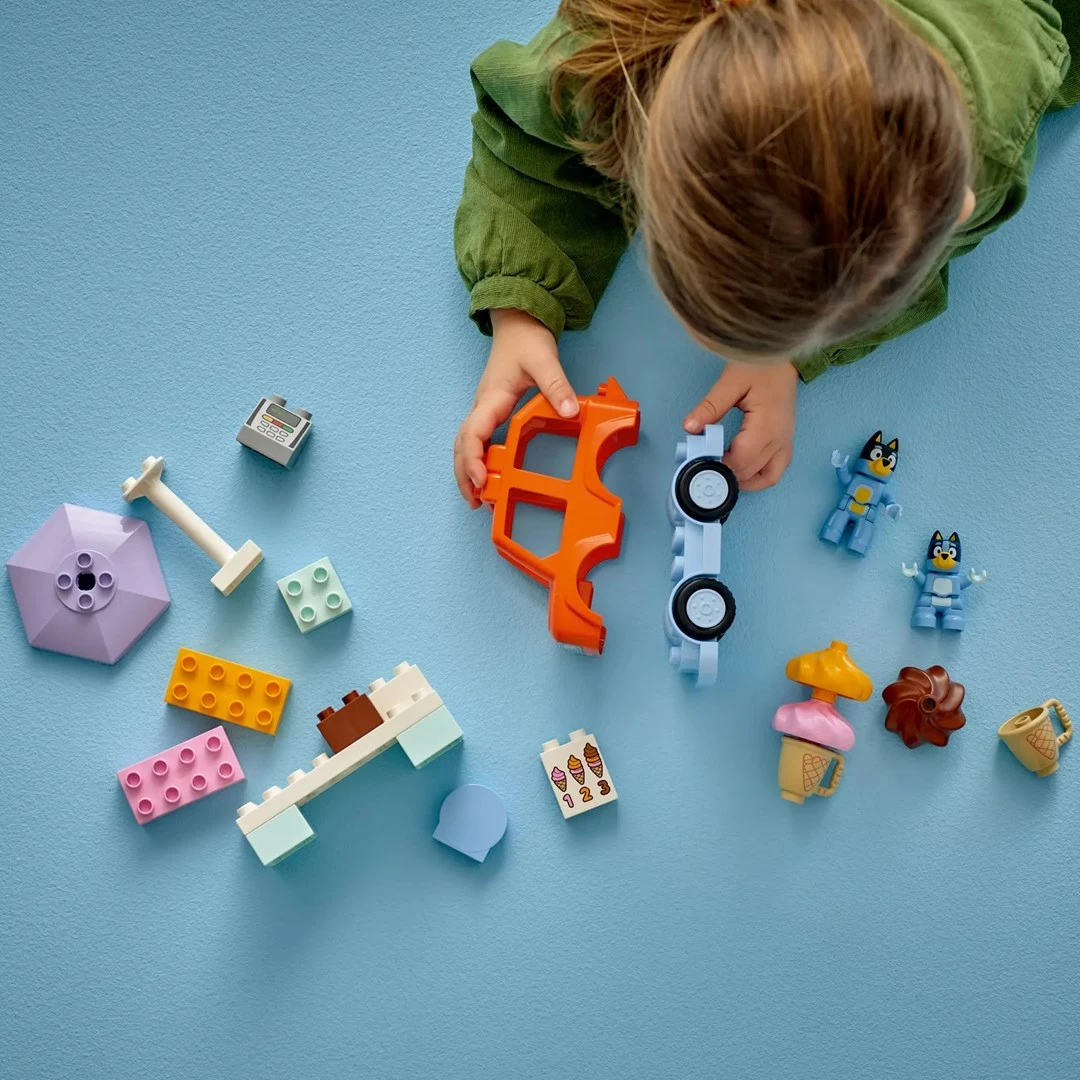 Igralni set LEGO Duplo Bluey 10458, 22 kosov, za otroke 2+ let