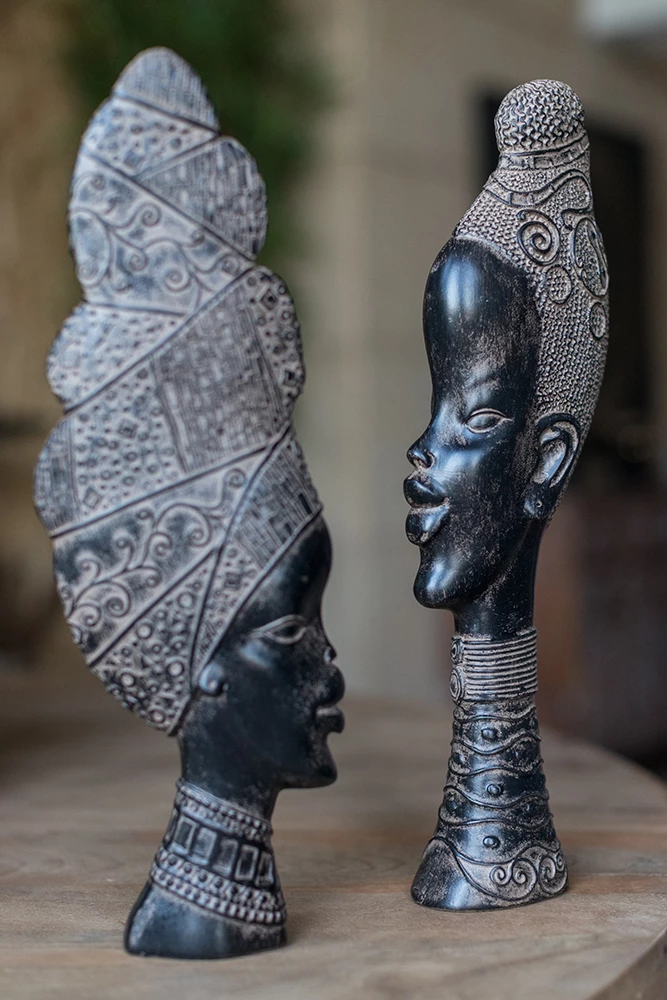 Dekorativna figura iz polirezina, črno-rjava, 13x6x43 cm, Jabari