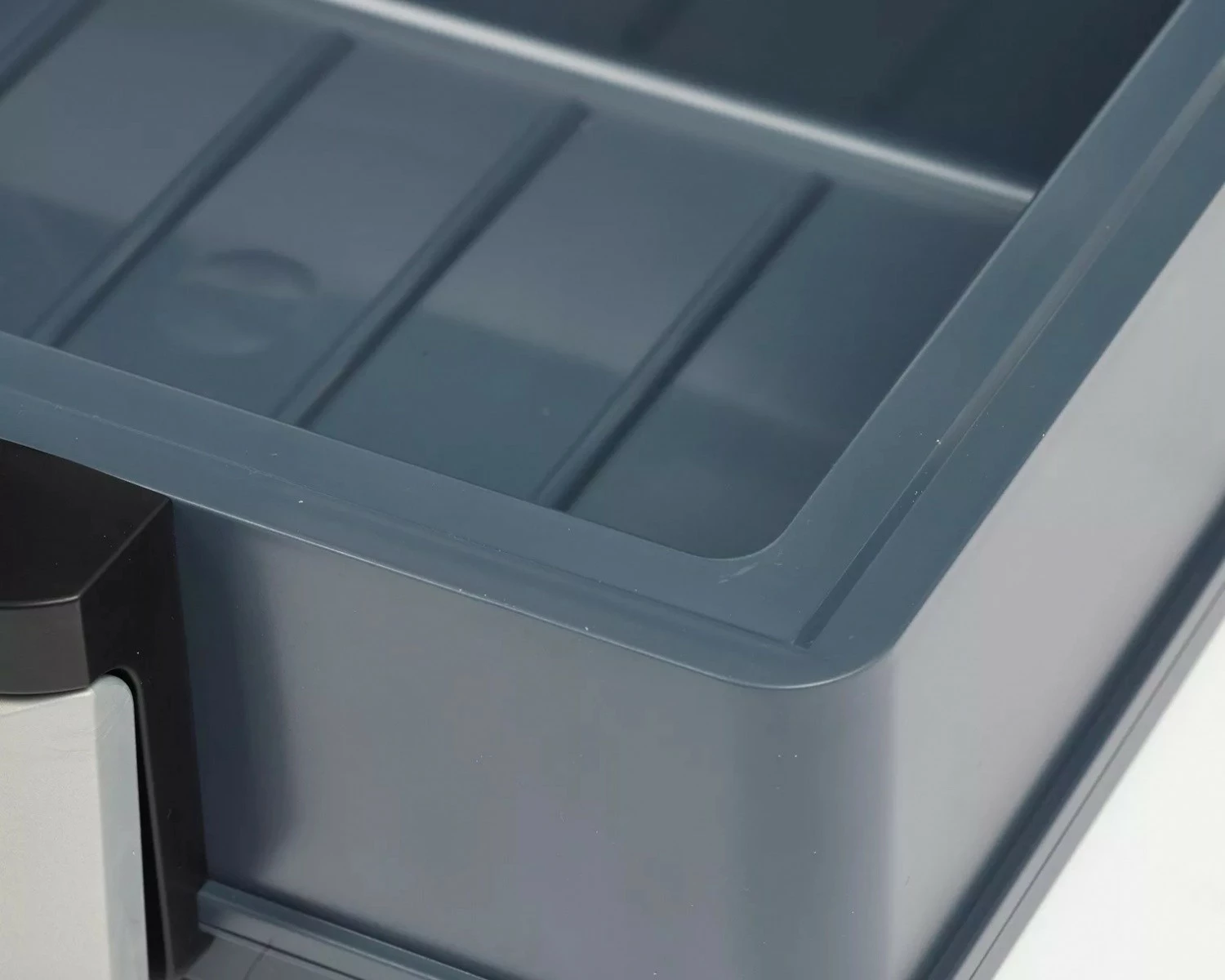 Ognjevarna mala kaseta YALE HOME YFC/154/KB1, 5 L, siva