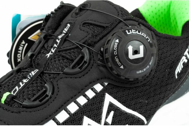 Trekking čevlji Airtox Safety Powerbreeze YY220CA, črni, za moške in ženske
