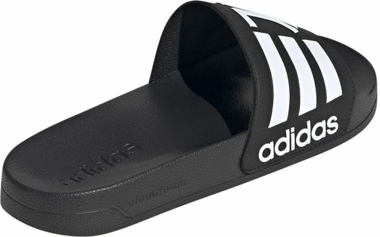 Natikači z motivom Juventus za moške adidas, črni
