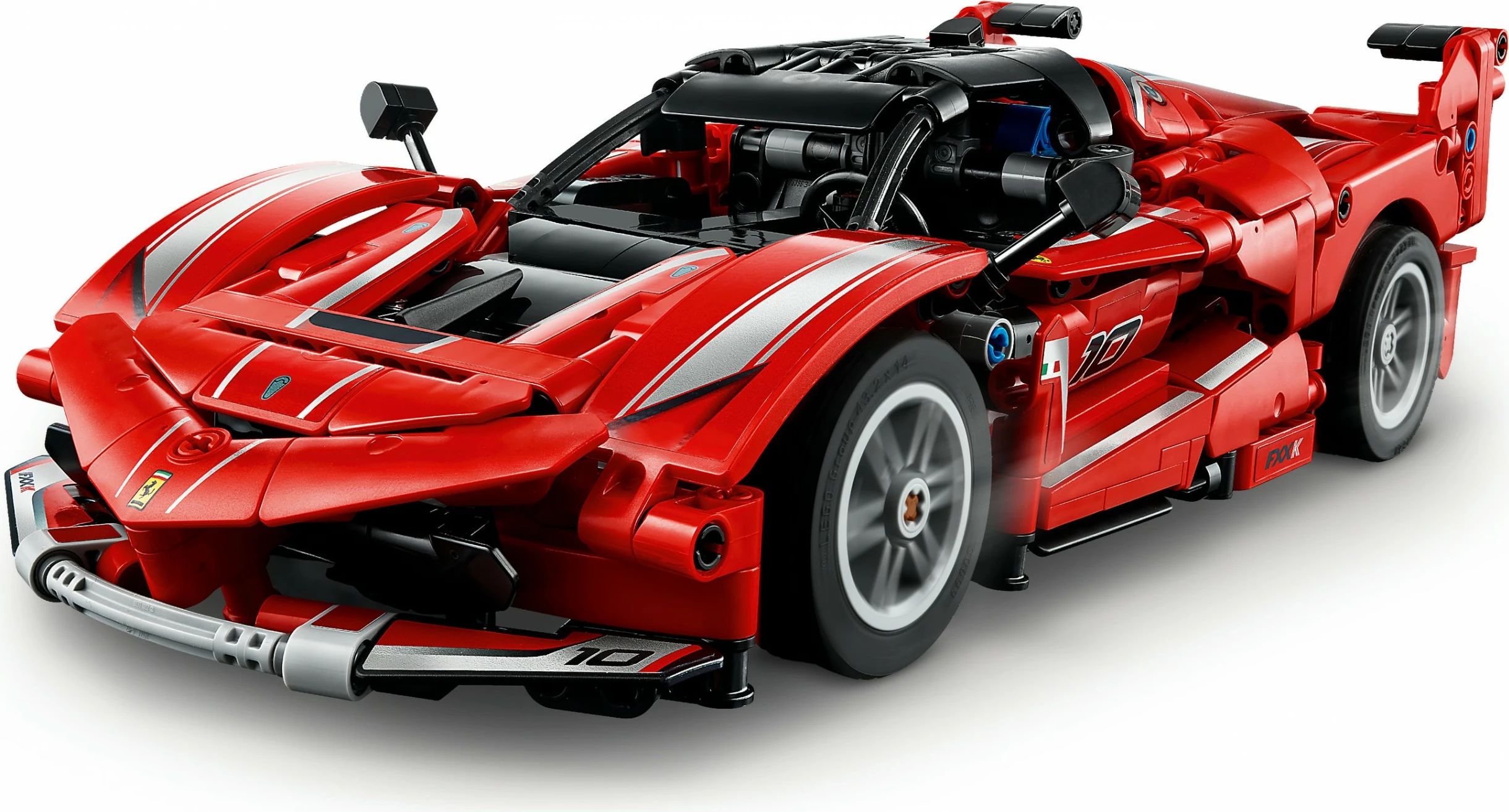 Detajni komplet za sestavljanje Ferrari FXX K LEGO Technic 42212, 897 kosov, večbarven