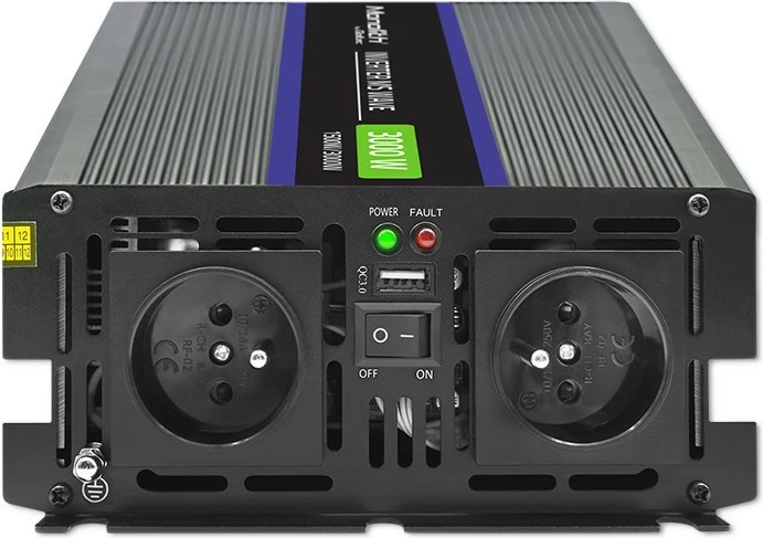 Pretvornik napetosti Monolith 3000 MS Wave Qoltec, 12V v 230V, 1500/3000W, USB, črn