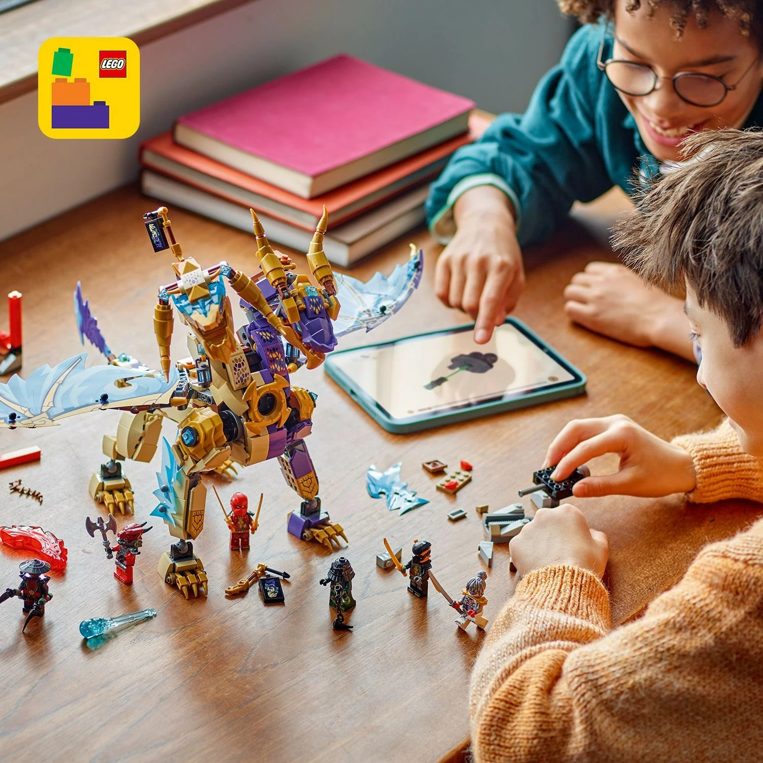 Set za sestavljanje Ninjago Lichtbogendrache LEGO 71836, 869 kosov, večbarven