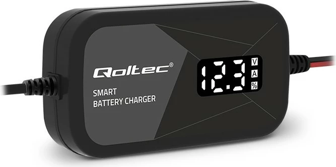 Pametni mikroprocesorski polnilec Qoltec 52492, 12V, 2A, regeneracija celic, LCD, črn