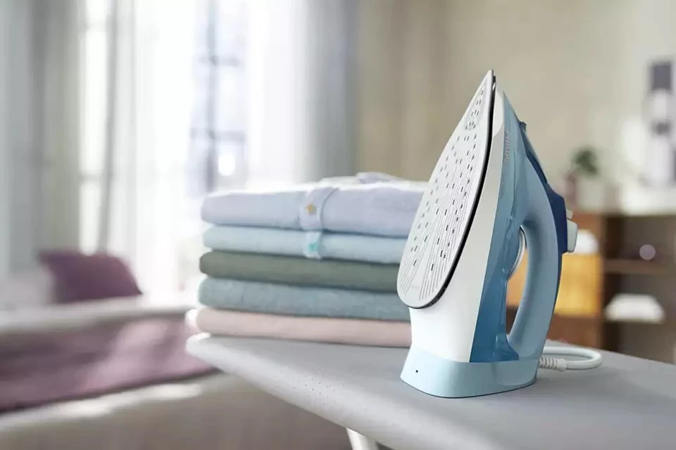 Parna likalnik Philips, Serija 5000, bela-modra