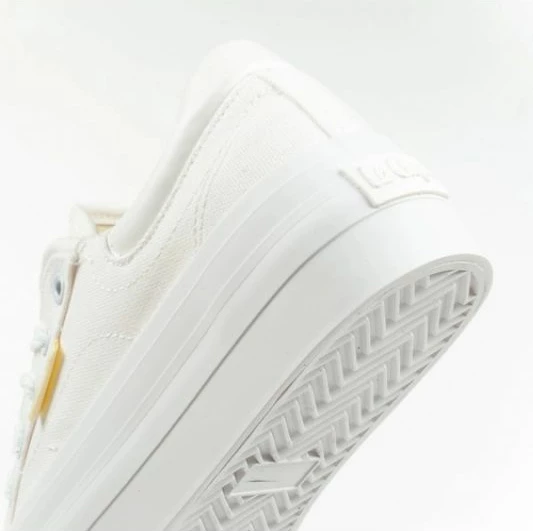 Kopitu športne Lee Cooper, bele