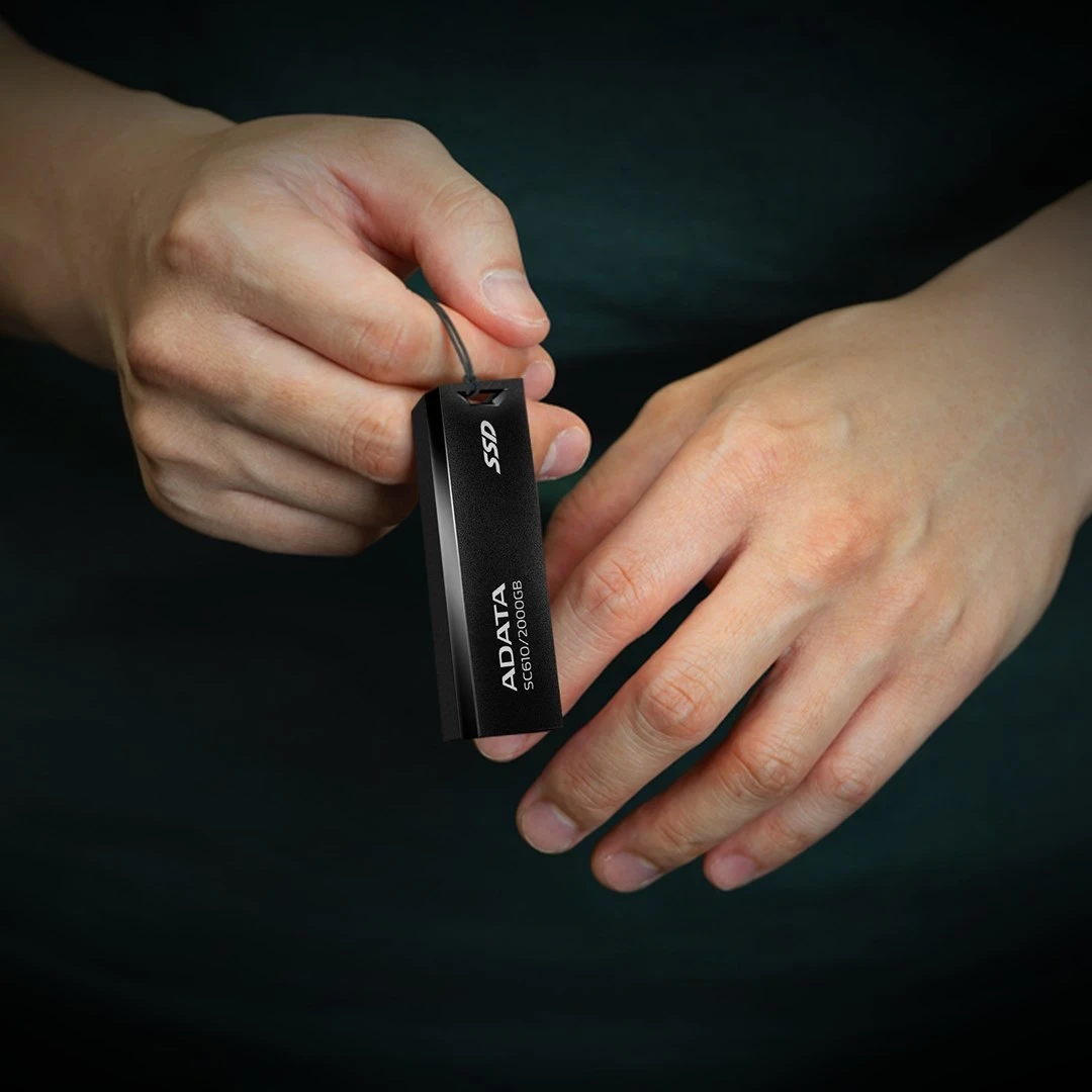 Zunanji SSD, 500 GB, črn - ADATA SC610