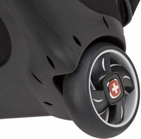 Poslovni komplet 2-delni, voziček 17-palcev z torbo za prenosnik 15,4-palca, Wenger Patriot, črn