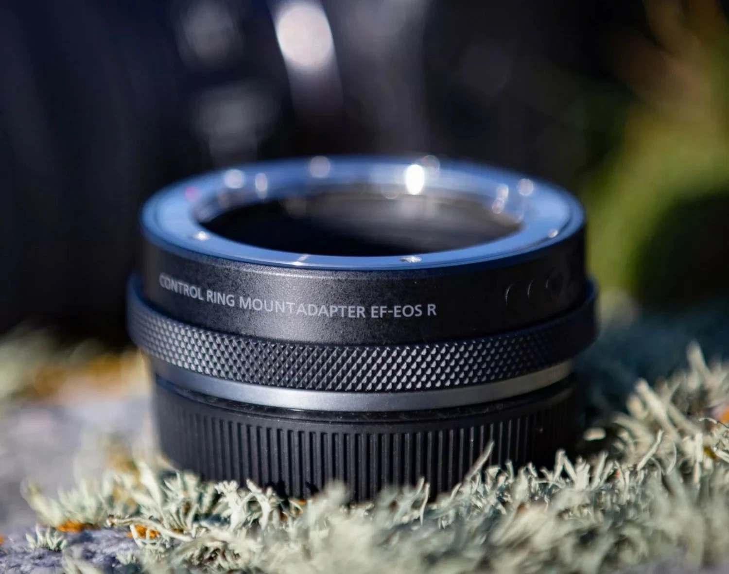 Adapter za pritrditev objektivov z upravljanim gumbom, Canon EF–EOS R