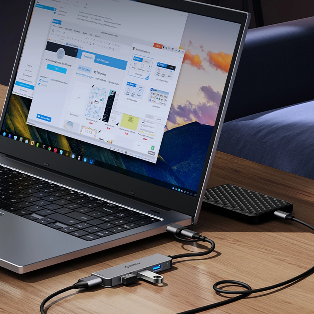 USB hub Orico YSA5-U3, 4 USB vrata (3x USB-A 2.0, 1x USB-A 3.0), 2-v-1 kabel USB-C/USB-A, siva