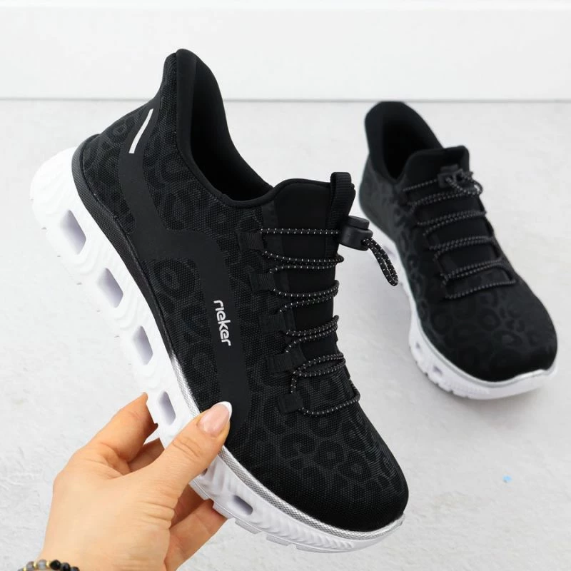 Lifestyle čevelj za ženske Rieker, črni