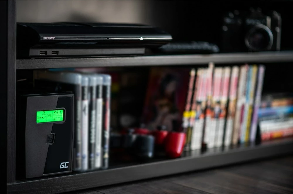 Interaktivni UPS 480 W, 0,8 kVA, 2x AC, Green Cell UPS02