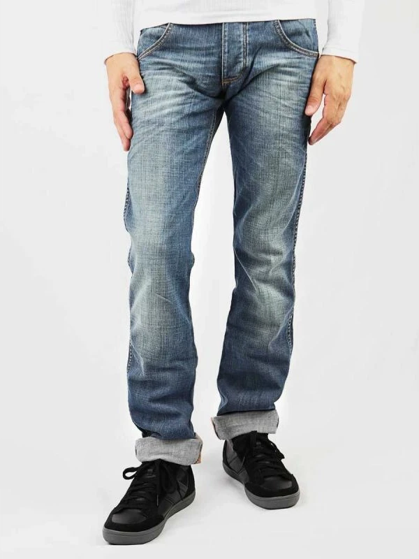 Hlače Wrangler Sencer W184EY20S za moške